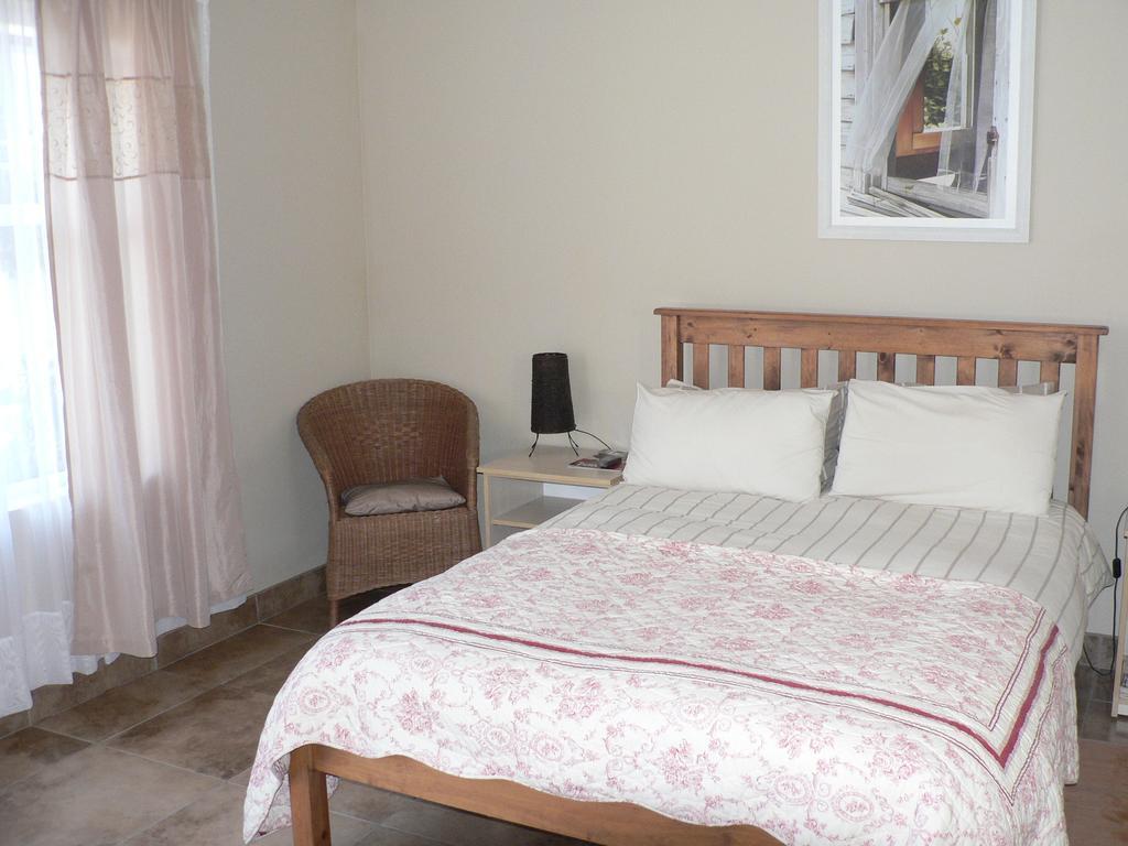 Vogelstrand Guesthouse Swakopmund Exteriör bild
